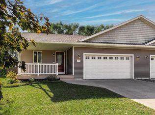 2716 S Meadow Lark Ln, Holmen, WI 54636