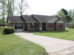 209 Clermont St, Nashville, AR 71852