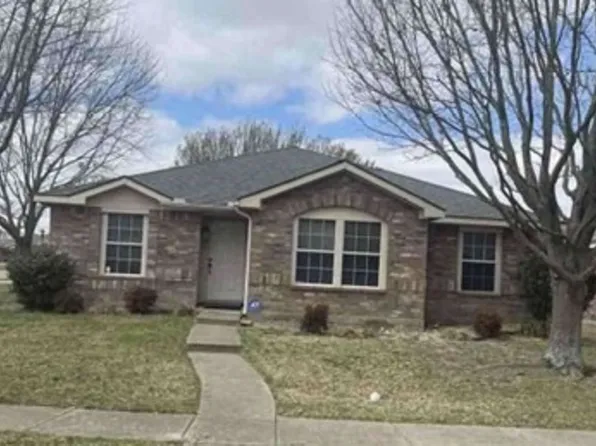 2929 McCormick Dr, Lancaster, TX 75134