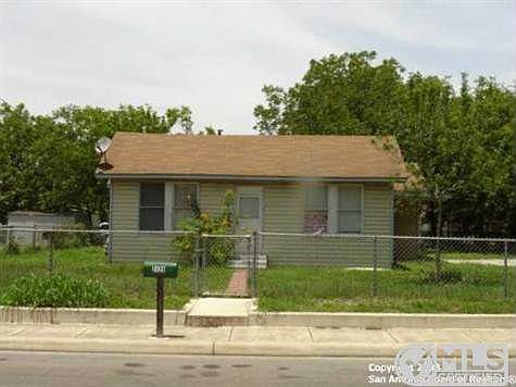 2nd image of 2129 Hicks Ave
