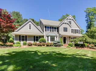 2 Woodhull Dr, Chester, NJ 07930