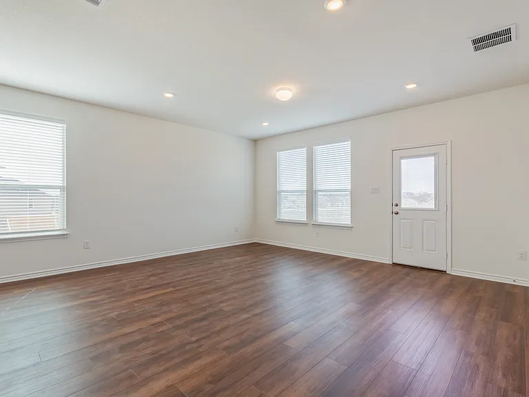 15515 Electra Cir — Photo 18