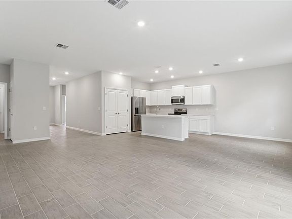 5th image of 17094 SW 20th Court Rd