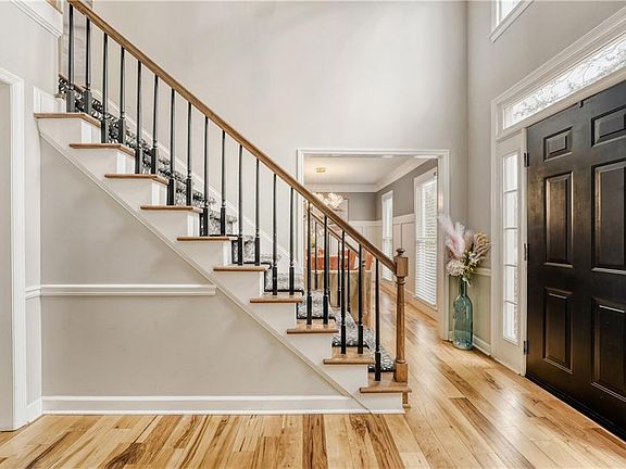 4th image of 9005 Ridgestone Ct