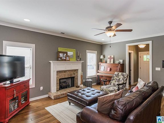 3rd image of 1553 James Hill Way