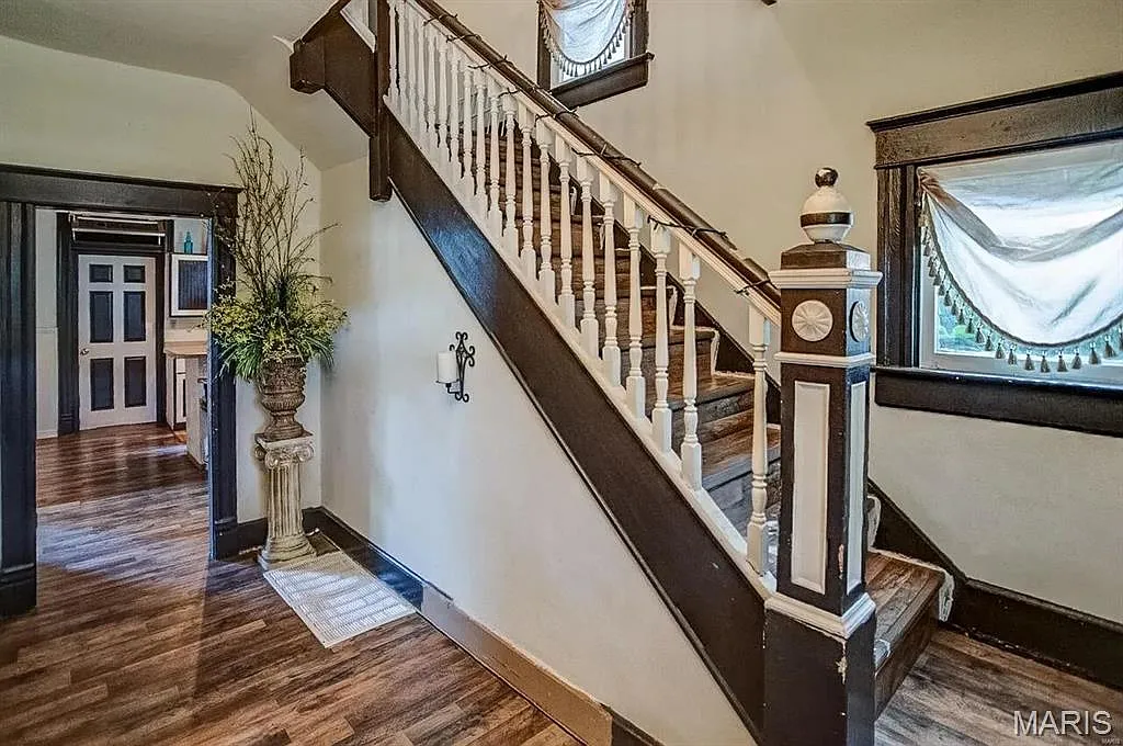 3 bed, 2.0 bath, 1584 sqft, $1,700 — Photo 4