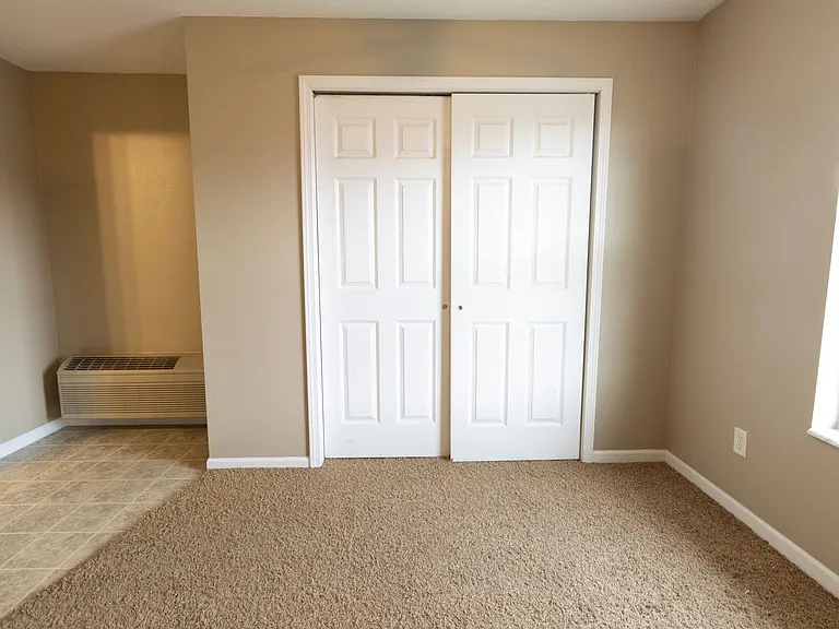 100-300 Marjorie Ct — Photo 15
