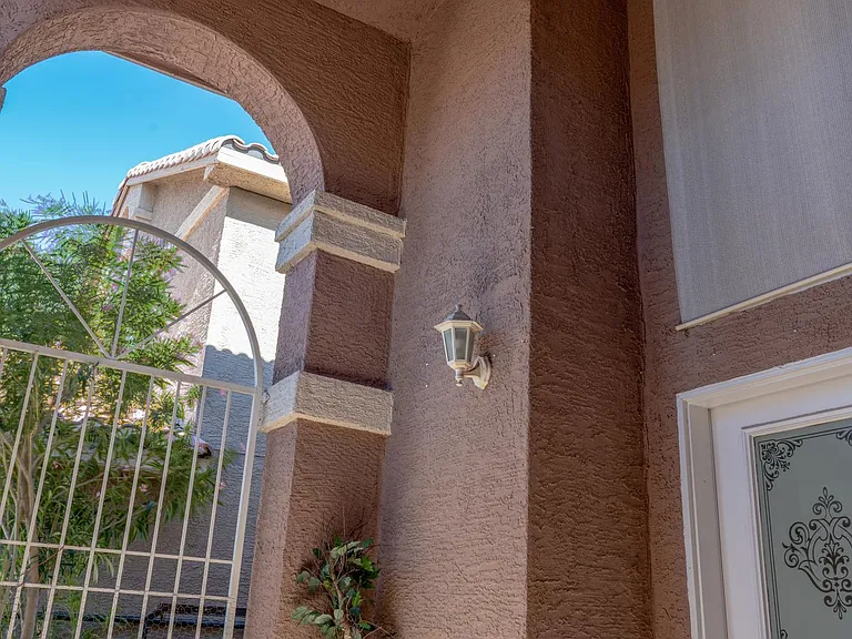 courtyard & patio