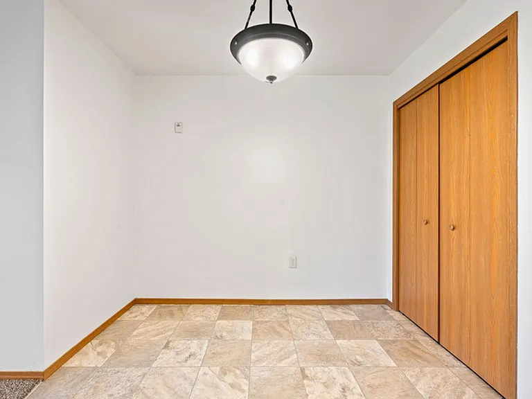 Gateway Estates Apartments — Photo 12