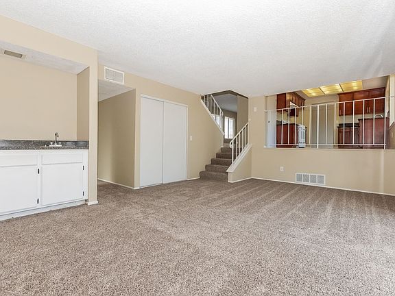 3rd image of 6906 Villa Juares Cir