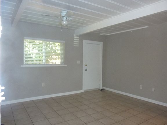 3rd image of 691 Macarthur St APT C