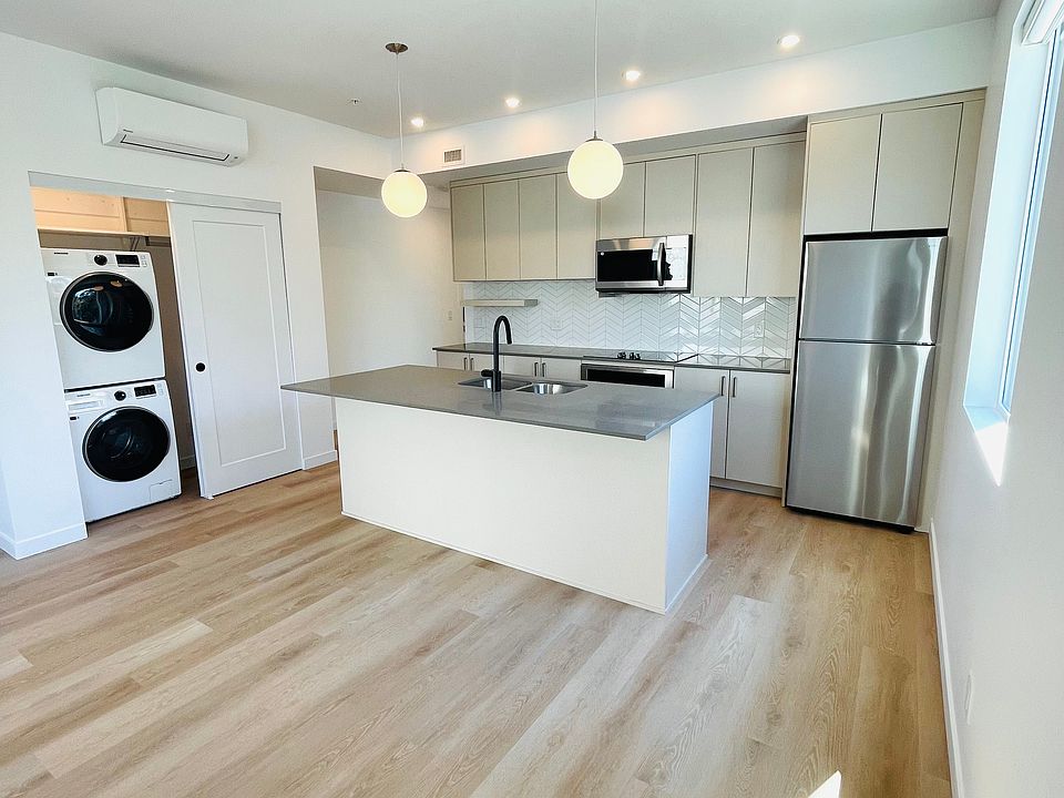 1st image of 1301 Belaire Ave #329