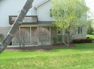 428 E Reader St, Elburn, IL 60119