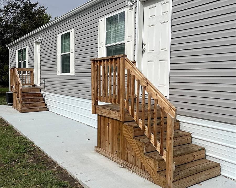 1st image of 205 N North St #21