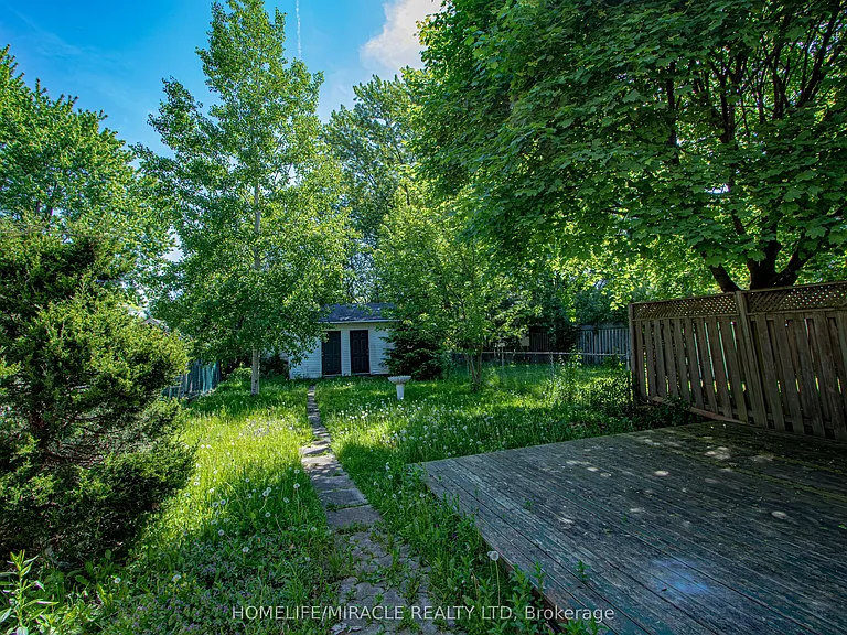 1100 Blanchard Rd — Photo 34