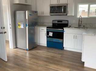 3214 W 18th St #1/2, Los Angeles, CA 90019