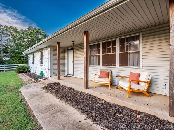 7 Oaklawn Dr, McAlester, OK 74501