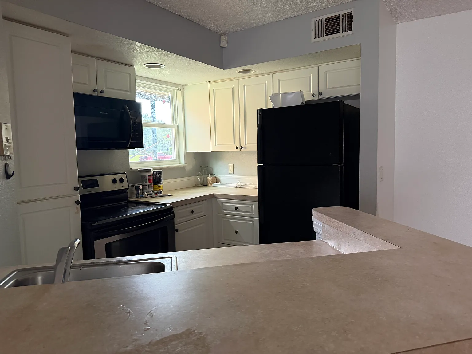 2 bed, 934 sqft, $1,500 — Photo 4