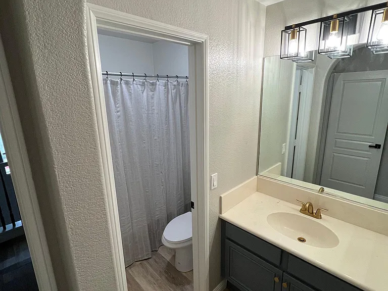 804 Almond Rd — Photo 11