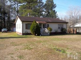 509 E Coston Rd, Burgaw, NC 28425