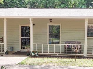 7005 Bushnell St, Milton, FL 32583