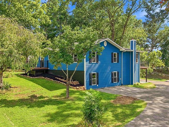 3rd image of 1612 Canal Ln