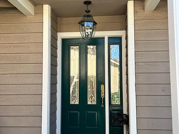 2nd image of 1605 Van Dusen Ln