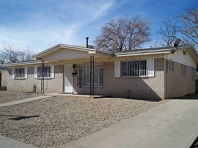1st image of 1017 Burgess Dr