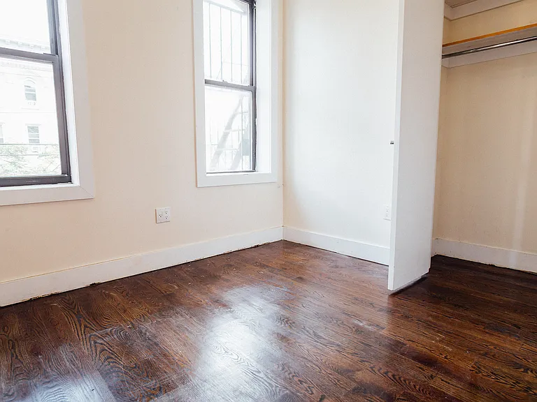 435 Bleecker St #2R — Photo 3