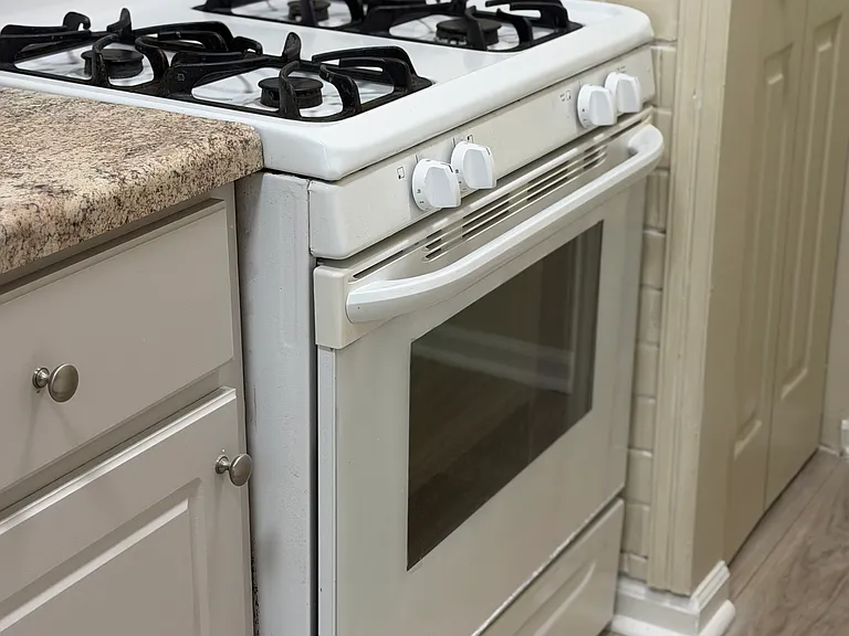 375 Leisure Ct #375 — Photo 8