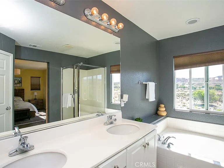 29208 Dakota Dr — Photo 32