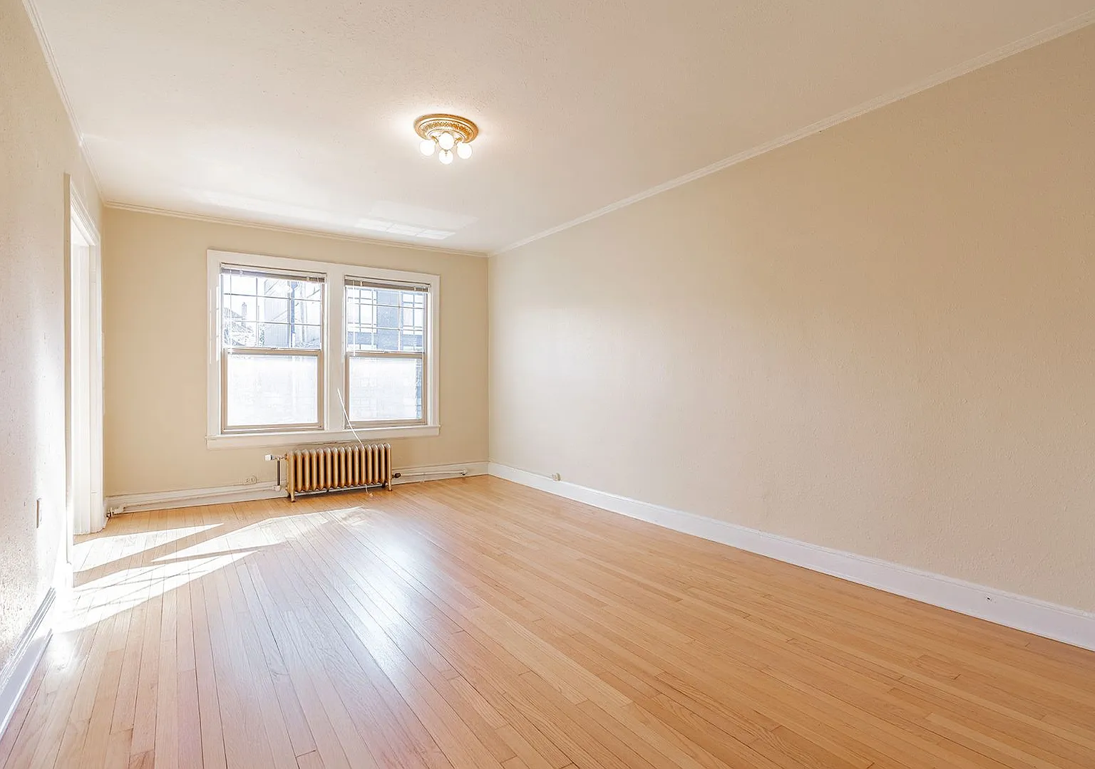 Roosevelt Apartments — Photo 3