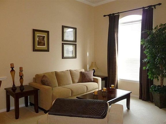 3rd image of 1101 Postwood Dr