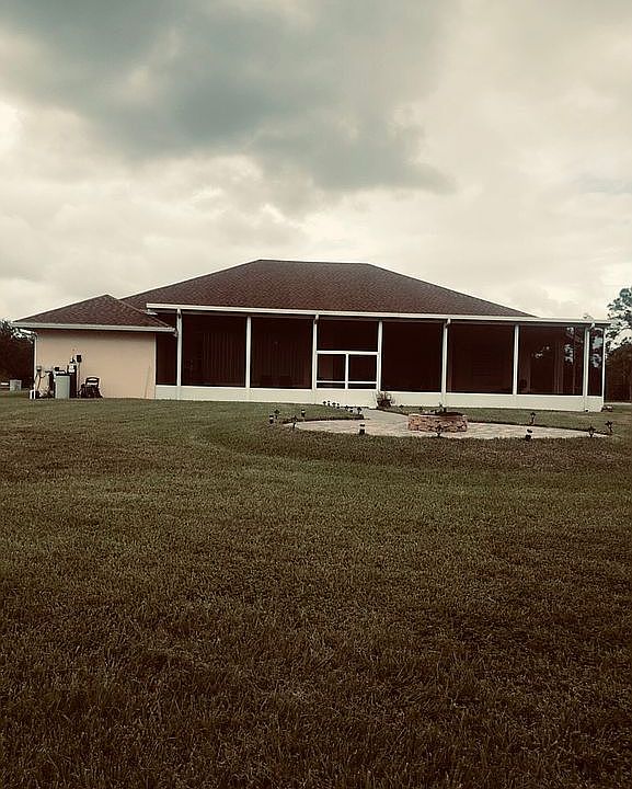 2nd image of 9291 Grapeview Blvd