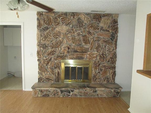 4th image of 4857 Ivy Hill Ct