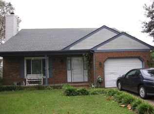 1117 Crossway Rd, Virginia Beach, VA 23454