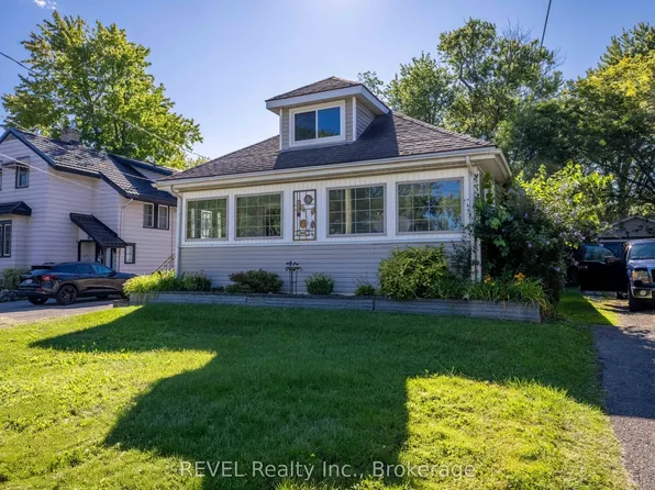 272 High St, Fort Erie, ON L2A 3R3