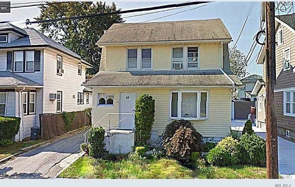 1st image of 84 W Mineola Ave
