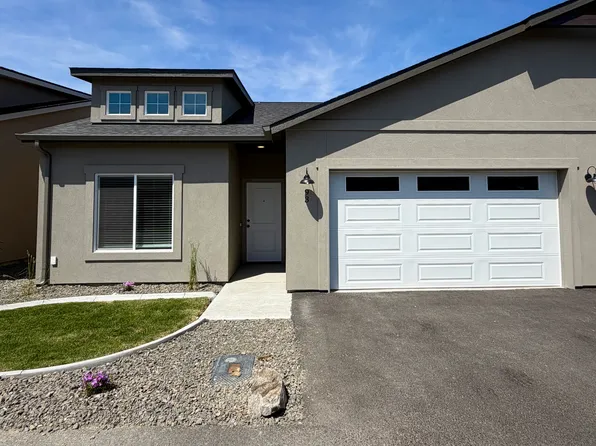 6408 Sandstone Dr, Pasco, WA