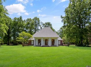 13422 Wood Creek Dr, Baton Rouge, LA 70818