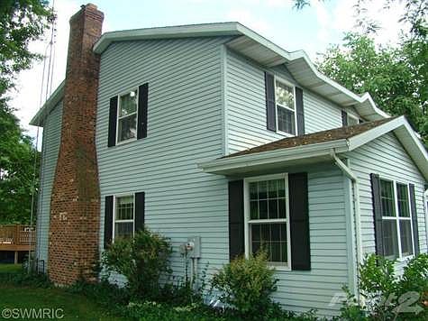 3rd image of 10729 Concord Dr