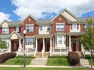 2000 Norhardt Dr UNIT D, Brookfield, WI 53045