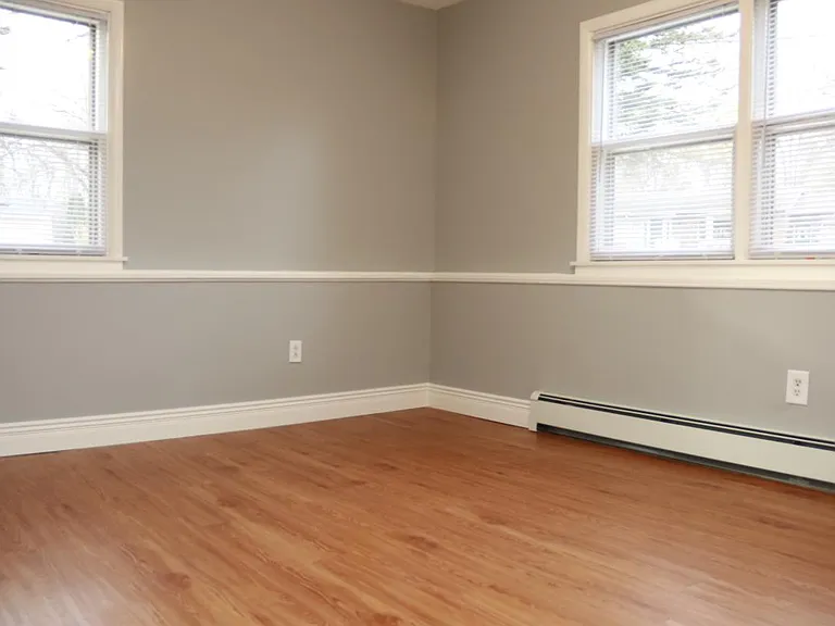 252 Marcus St SW — Photo 9