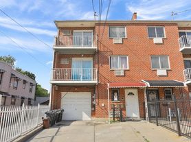 639 E 226th St, Bronx, NY