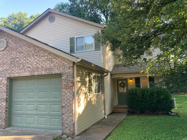 1043 N Forest View Dr N, Ellettsville, IN 47429