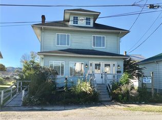 403 13th St, Dunbar, WV 25064