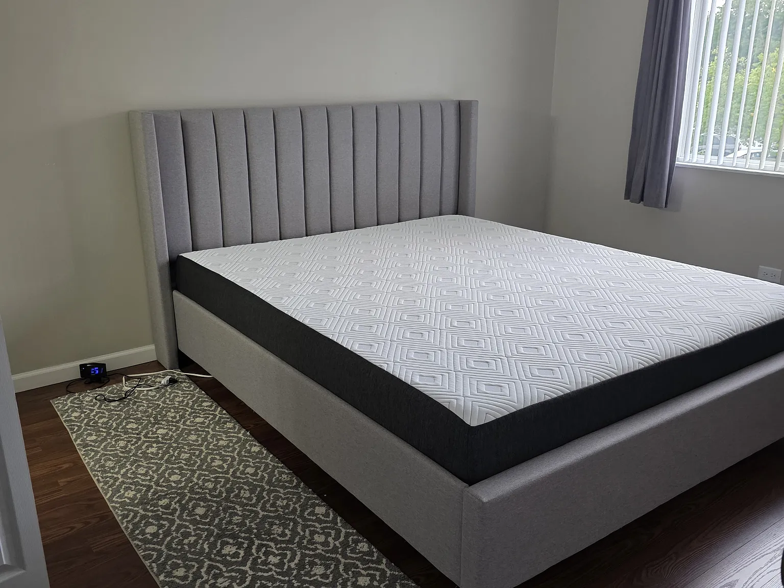 2 bed, 1.5 bath, 900 sqft, $1,800 — Photo 4