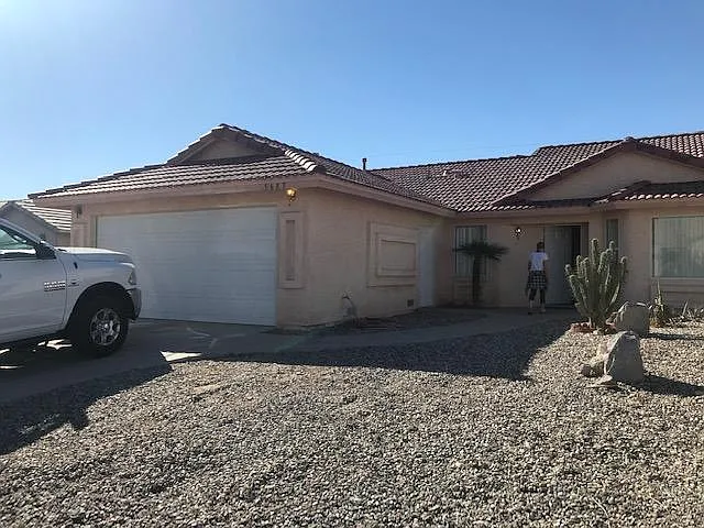5677 S Wishing Well Dr