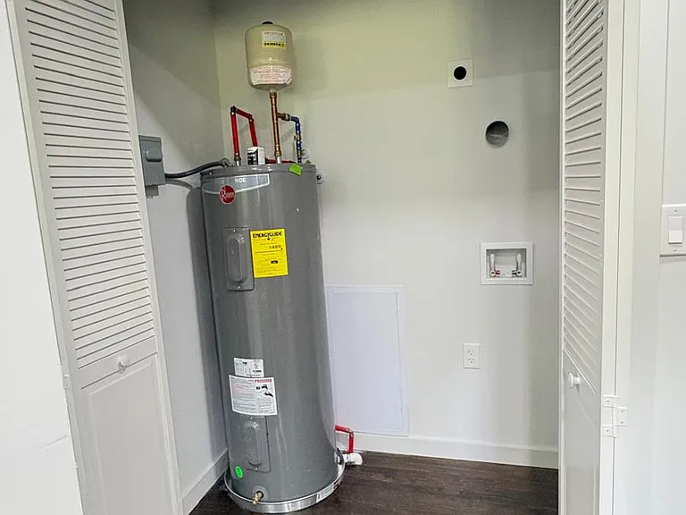 2036 Fargo Pl — Photo 13
