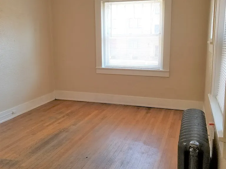 975 N Washington St #1 — Photo 4